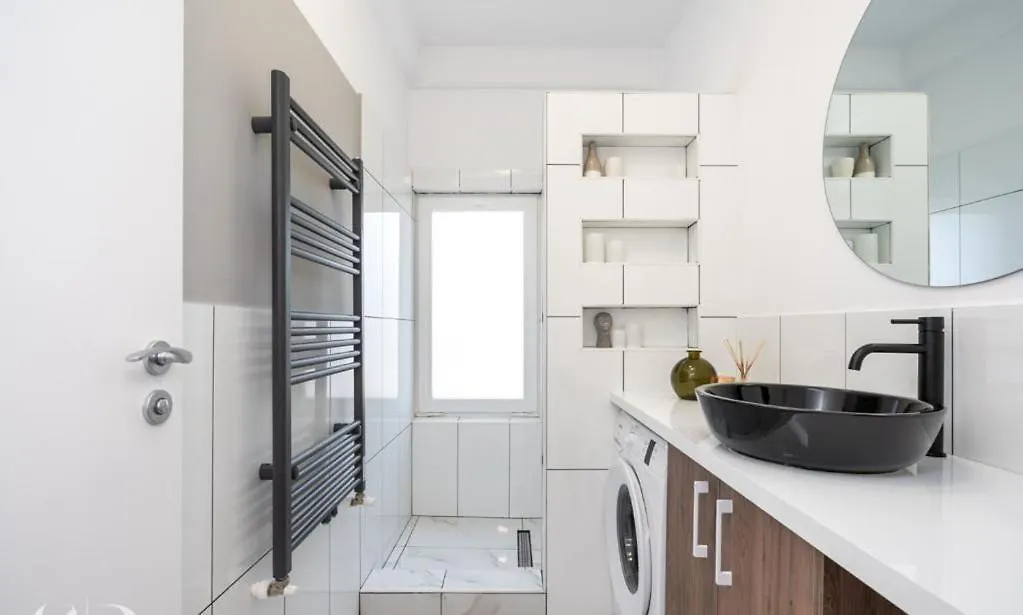 Majestic Apartament With View In Magheru Bucharest Apartment